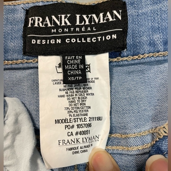Frank Lyman Light Wash  Raw Edge Denim Blue Jeans - Picture 6 of 9